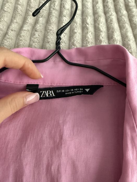 Къса рокля с дълги ръкави Zara