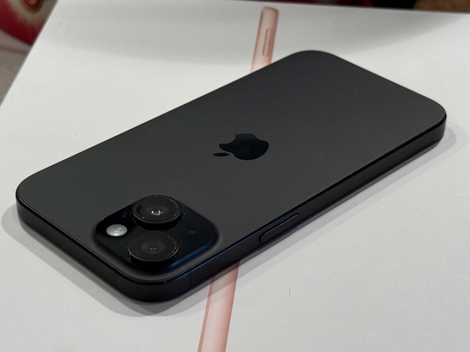iPhone 15 128GB Black – Отличен, 88% Батерия!