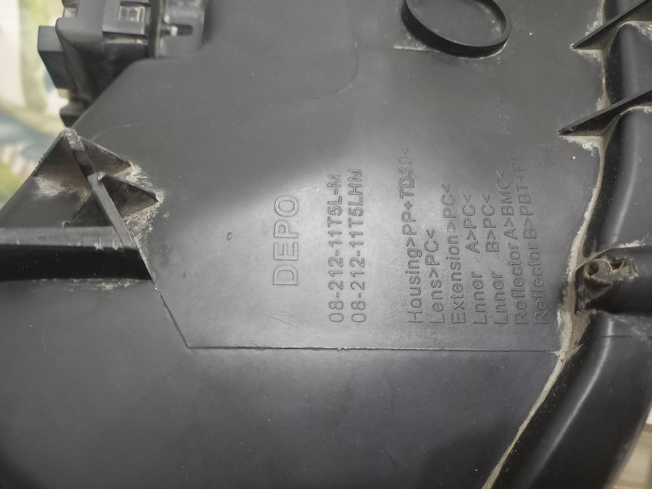 Фара Тойота Камри