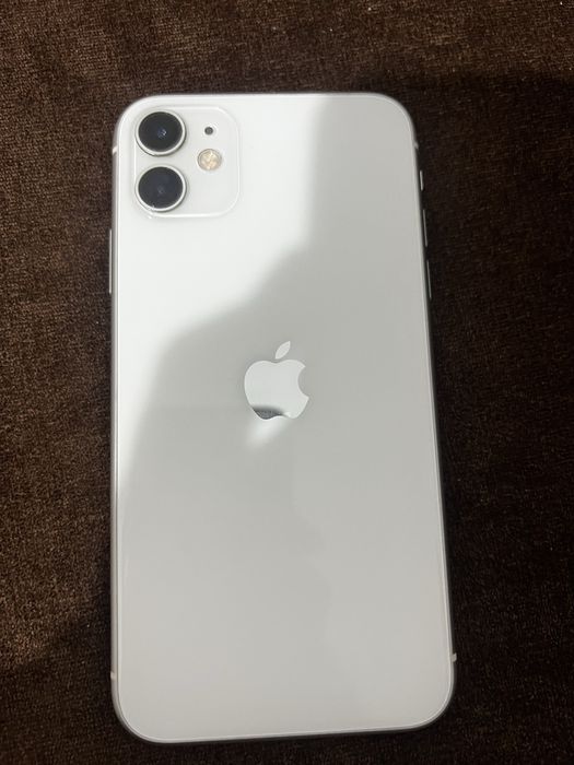 продам IPhone 11