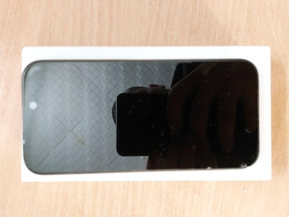В продаже IPhone 15 pro