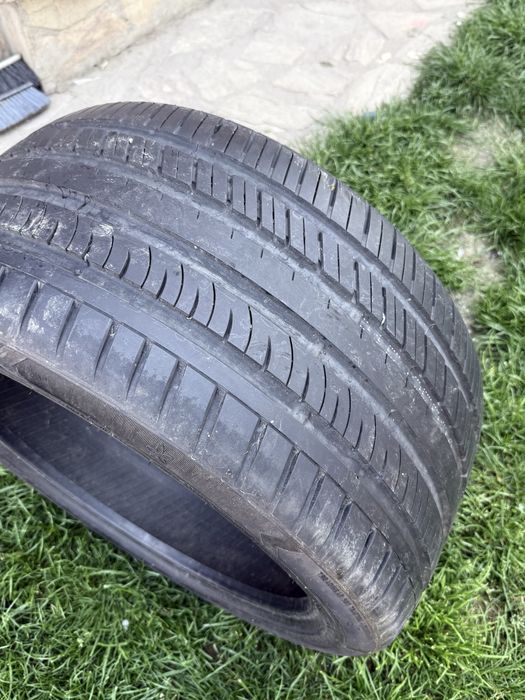 Cauciuc 285/40 R22 m+s si unul infinity r20 nou