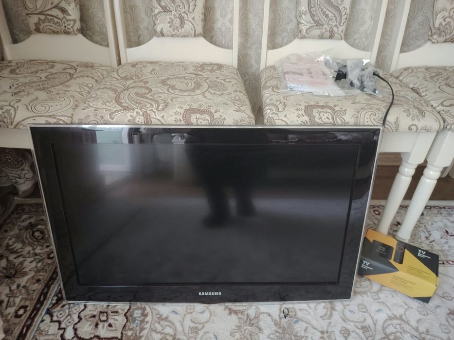 Продам телевизор