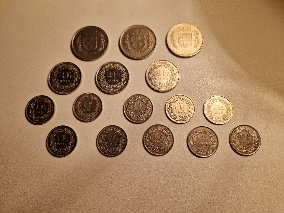 Швейцарские франки. 31 CHF.