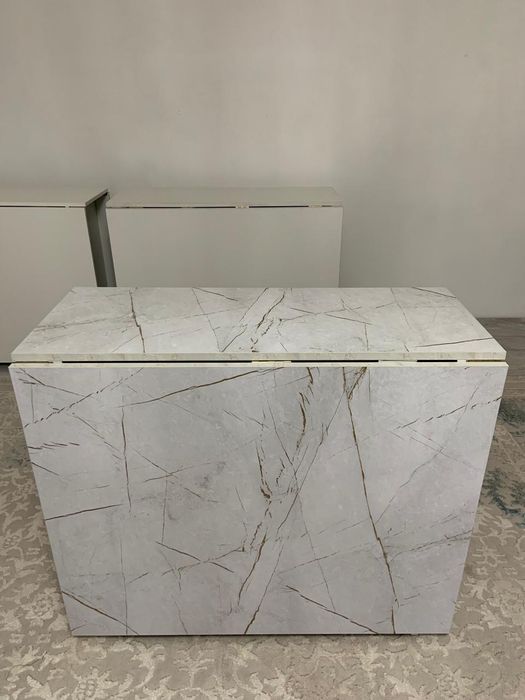 Продам стол книжка