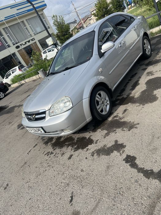 Lasetti optra sotiladi