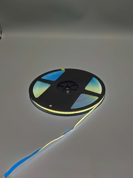 RGB LED лента HOVVIDA – 5 м, дистанционно + управление през приложение