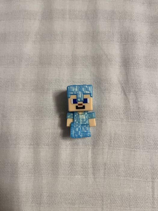 фигурка киндер майнкрафт