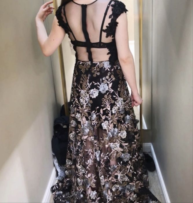 Vand rochie marimea 40