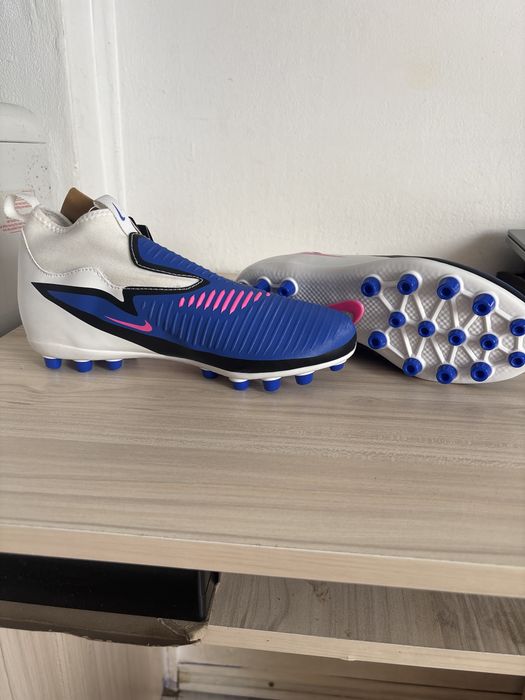 Crampoane NIKE phantom