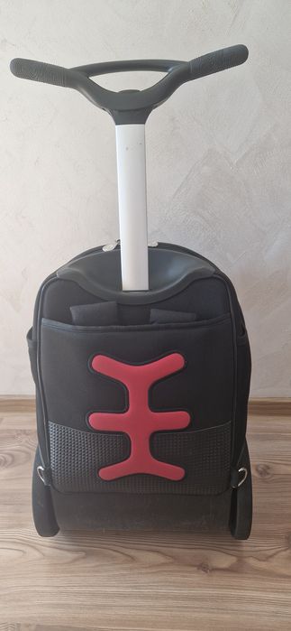 Ghiozdan troler Nikidom