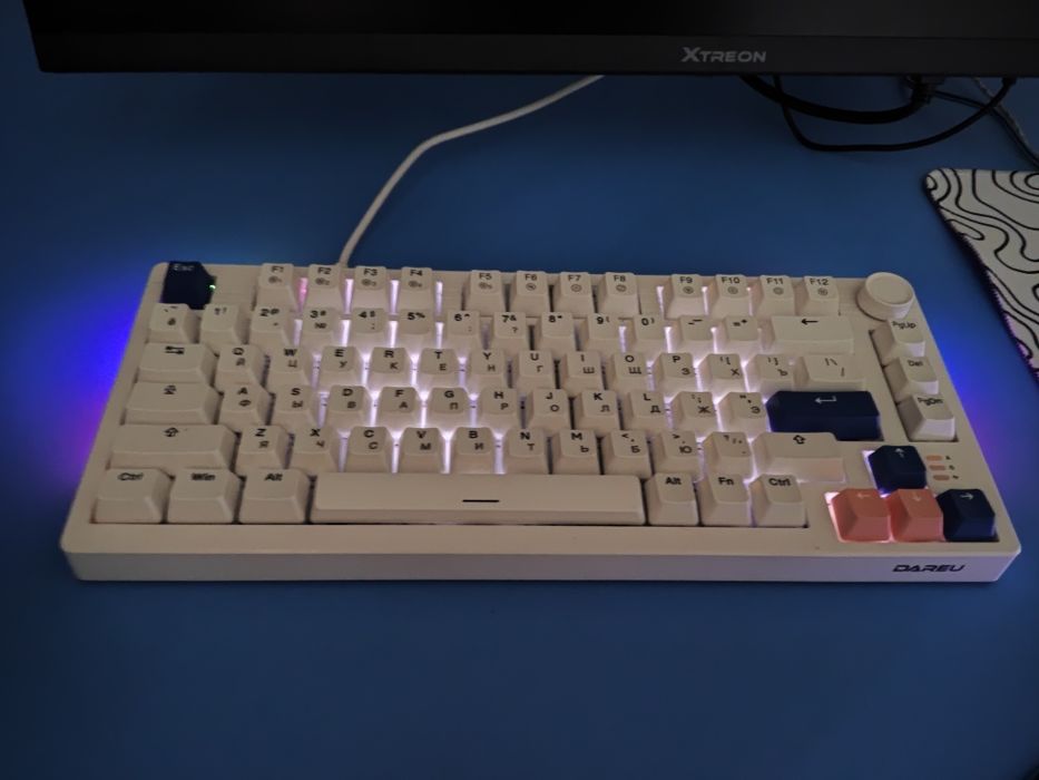 Продам клавиатуру 75%