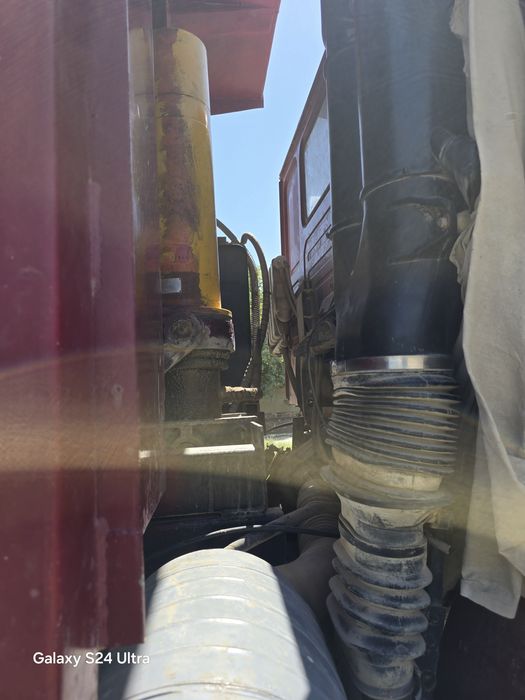 Howo sinotruk sotiladi