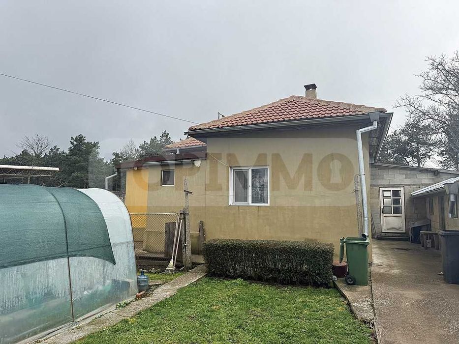 Едноетажна къща в град Генерал Тошево