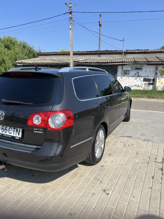 VOLKSWAGEN Passat 2010 — imagine 3