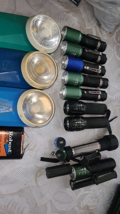 Фонарики разные эпохи.