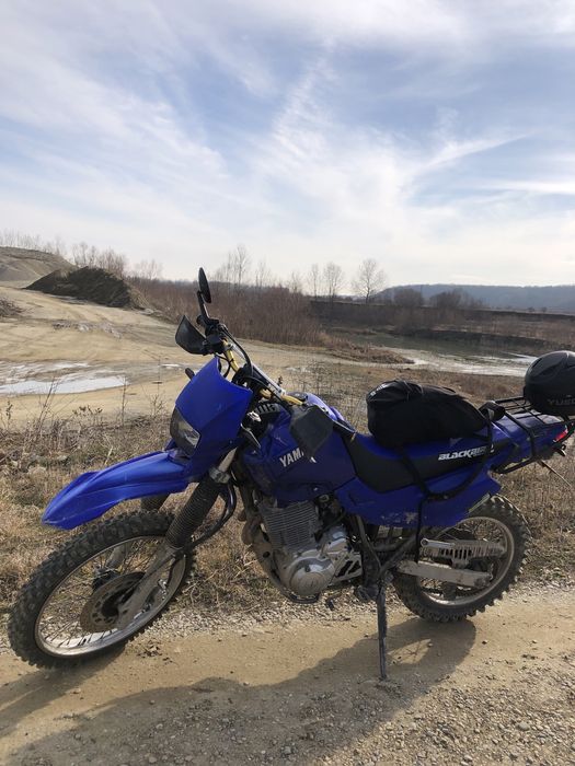 Enduro dual-sport moto-cross Yamaha XT 600 E  2500 €