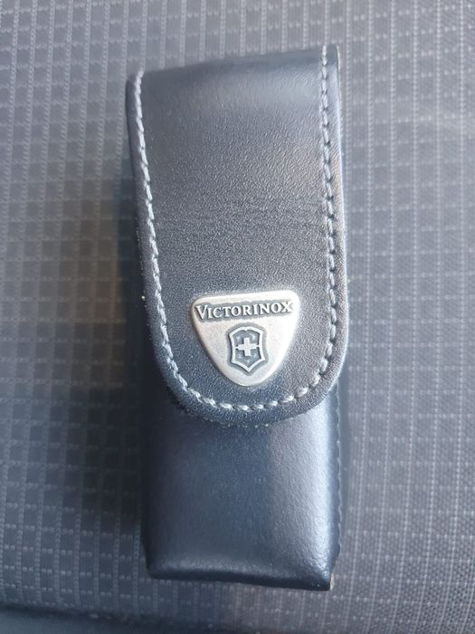 Cutit multi functionabil