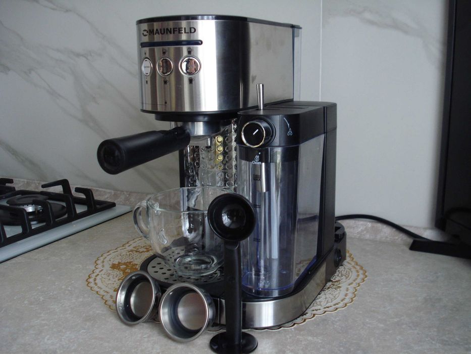 Кофемашина "MAUNFELD"