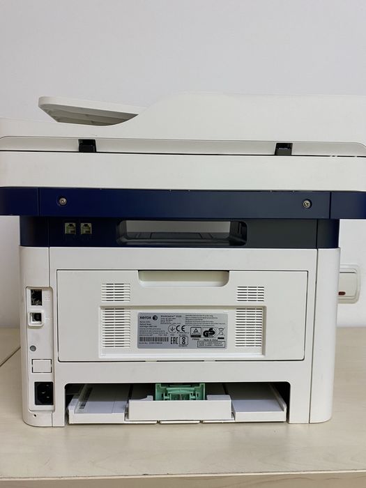 Multifunctionala wireless Xerox 3225