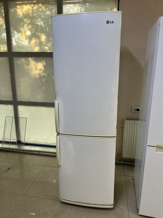 Холодильник бу LG
