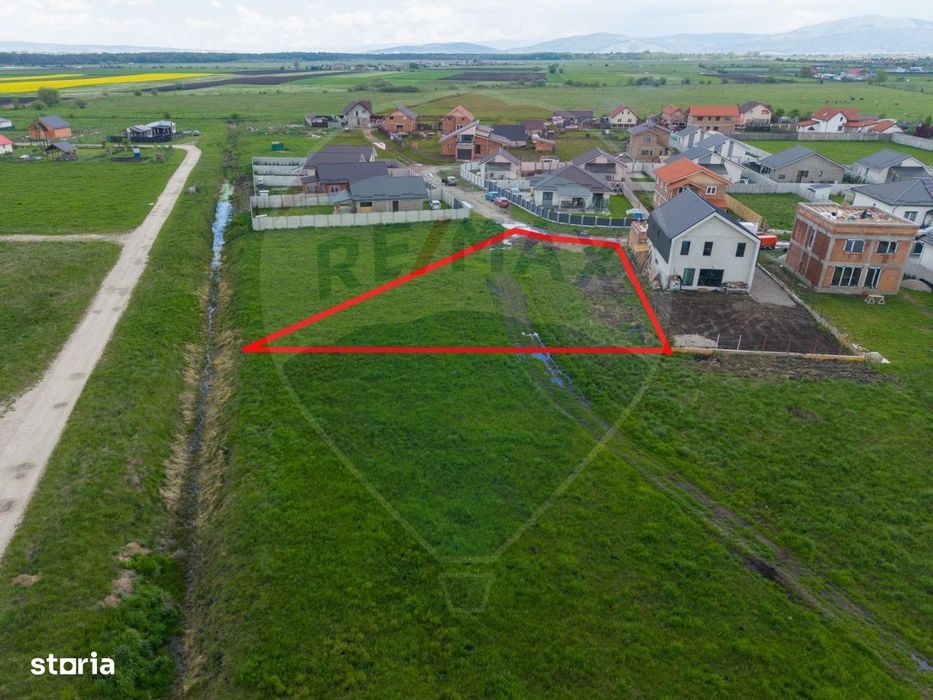 Teren intravilan de vanzare in Harman – 1.016 mp, PUZ aprobat