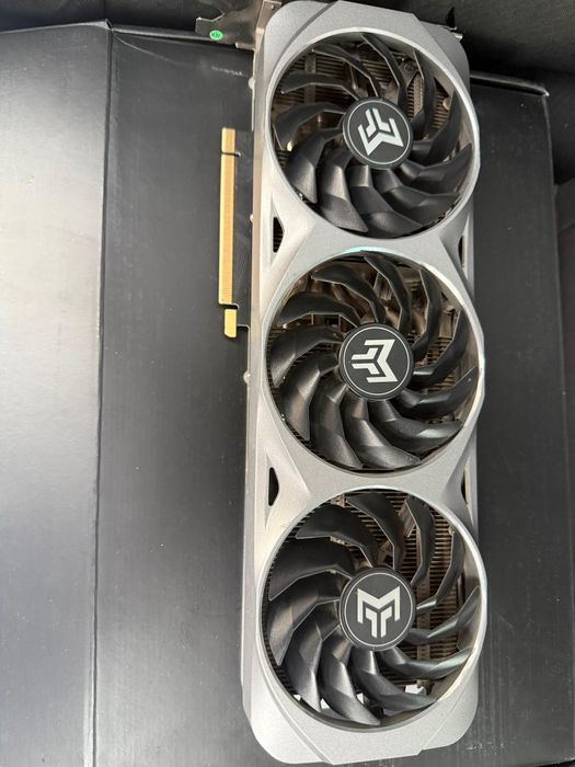 Nvidia GeForce 3070. Galax metal master