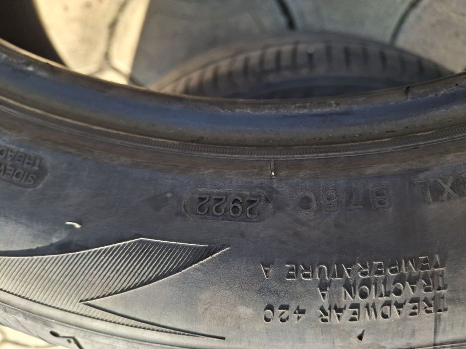 Vand 3 anvelope vara 245 45 18