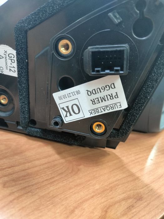 зеркало на шевроле оникс