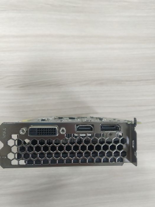 Видеокарта RTX 3050