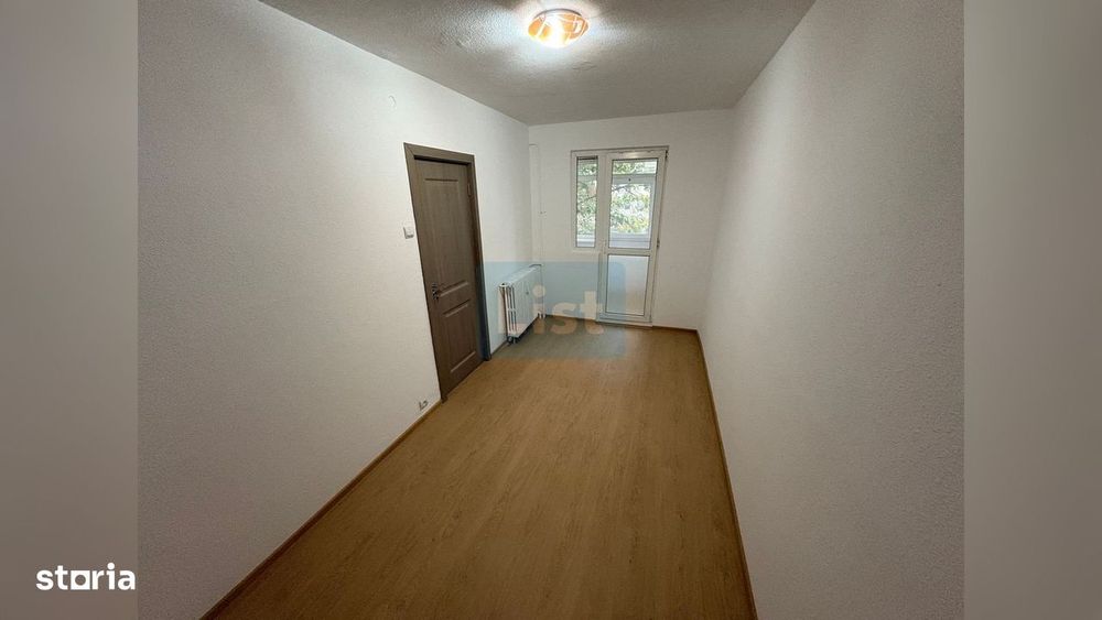 Apartament Renovat Zona Malu Rosu