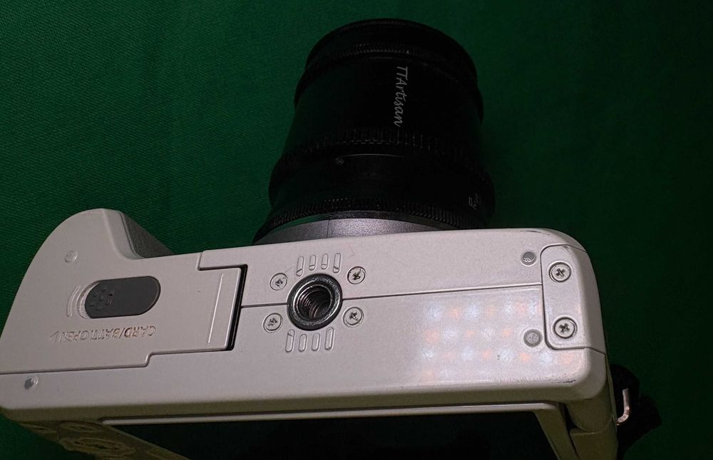 Camera Foto Canon M50 + obiectiv Manual TTArtisan 17mm F1.4 Wide Angle