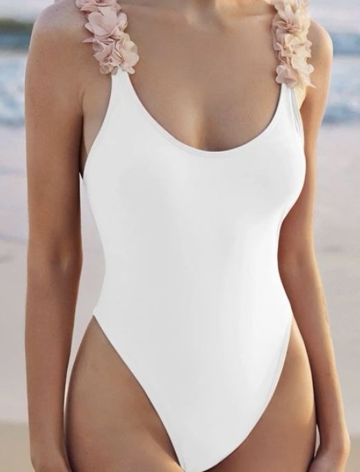 Чисто нови!! Дамски бански половинки цял бански