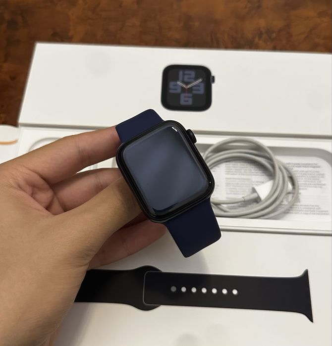 Apple watch SE 2/44 98% Midnight