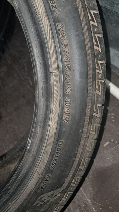 Продам шины летние R18