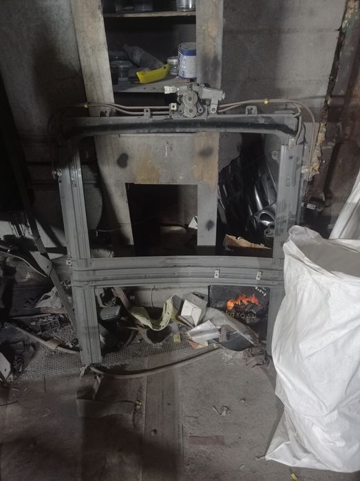 Продам механизм люка монтеро