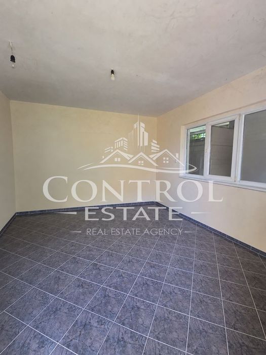 Продава се Промишлена сграда в с. Първомайци, Област Велико Търново - 244 кв.м за 1082 €/кв.м - Снимка #10