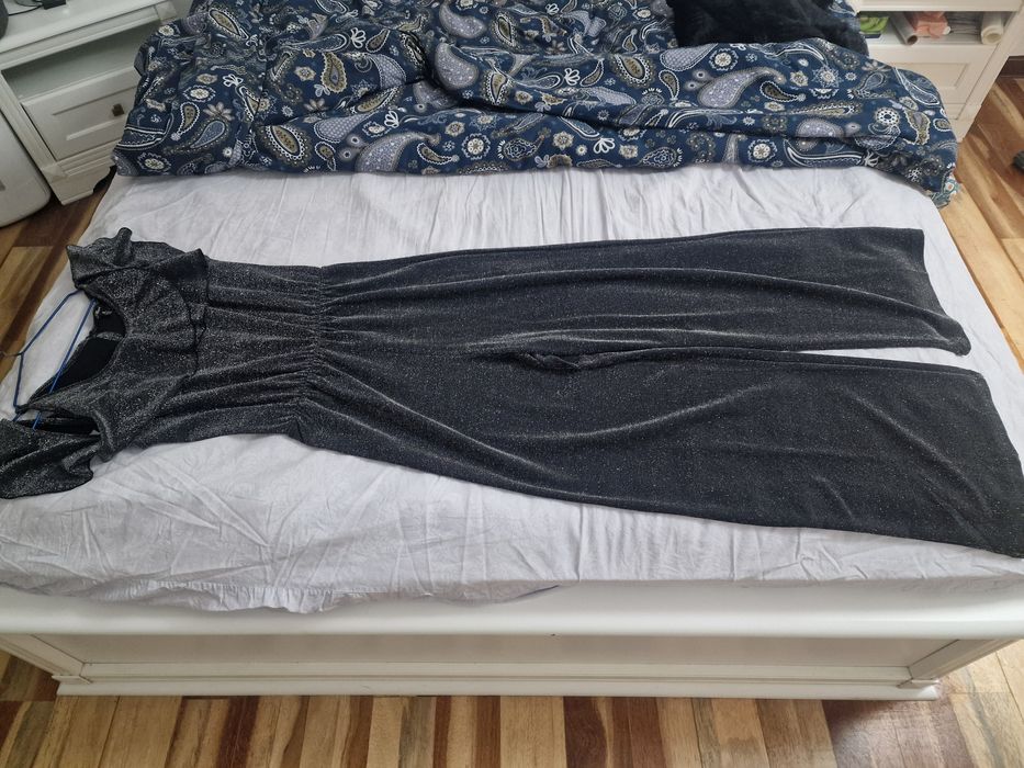 Комбинезон на выход нарядный