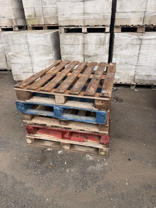 Паддоны 1.2м на 1м целые по 1500тенге