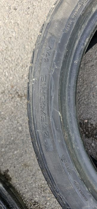 Шины летние 245/40/18