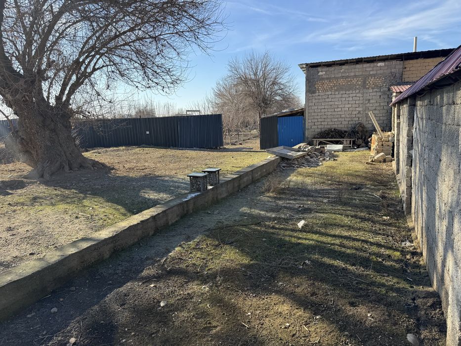 Намунали уй 6+6 сотих, Рохат круги ва Гольф клуби енида, фасад 20х30м