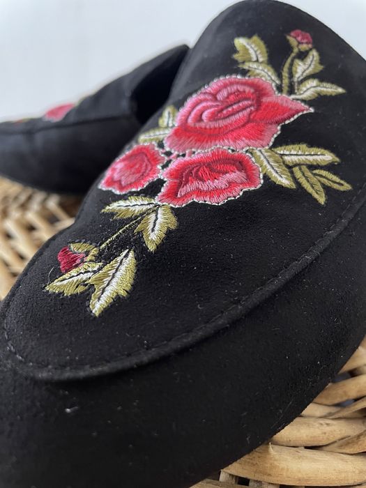 Продам шлепки мюли