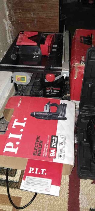 ПИЛА СТУЛНИК и електиричиский пистолет для мебел и МДФ двер новый сроч