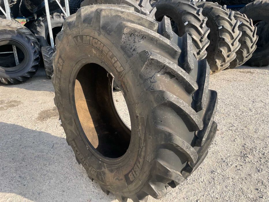 540/65r28 Michelin  cauciucuri second hand pentru Tractor