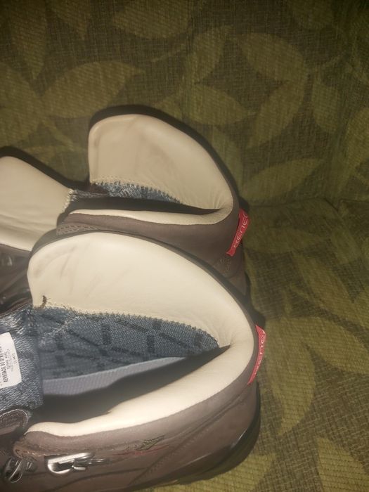 Дамски туристически обувки Lowa GTX