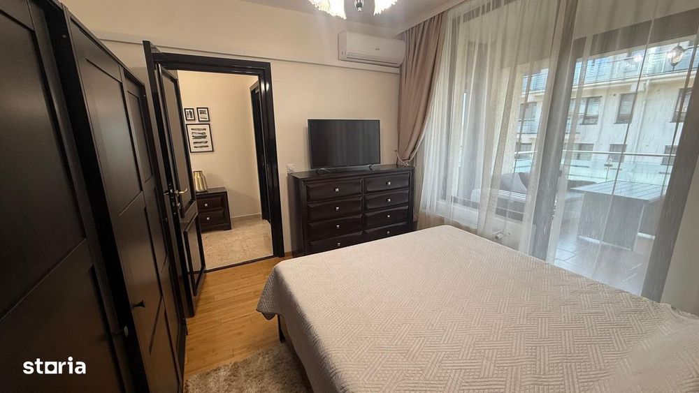 Proprietar, inchiriez apartament cu trei camere in Exclusive Residence