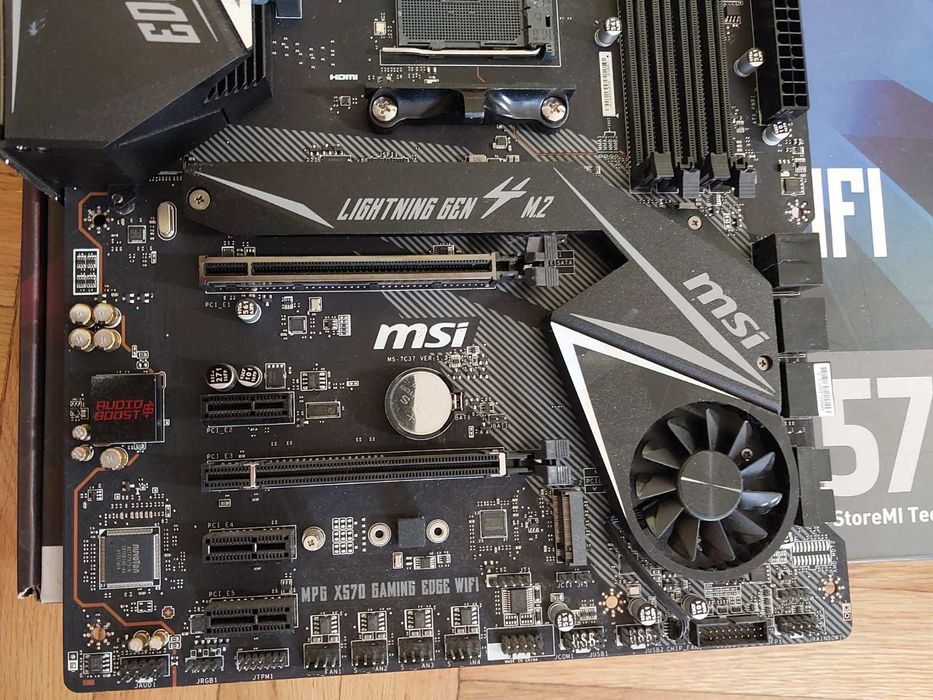 MSI MPG X570 Gaming Edge Wi-Fi - дънна платка