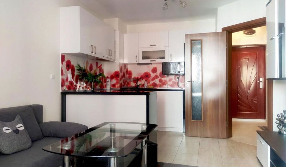 Едностаен апартамент под наем 440 евро