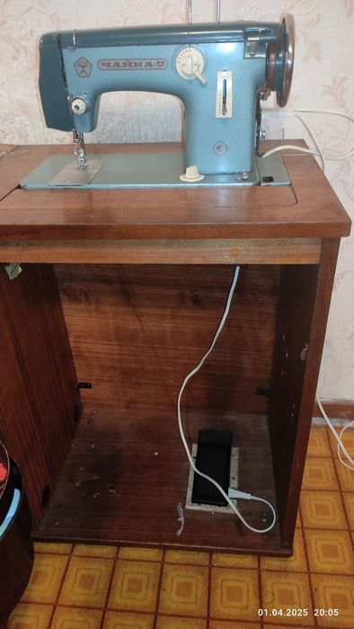Швейная машинка Чайка-2