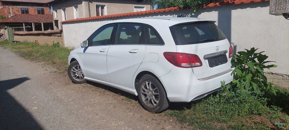 Mercedes-Benz B 180, Мерцедес Б180
Януари 2018